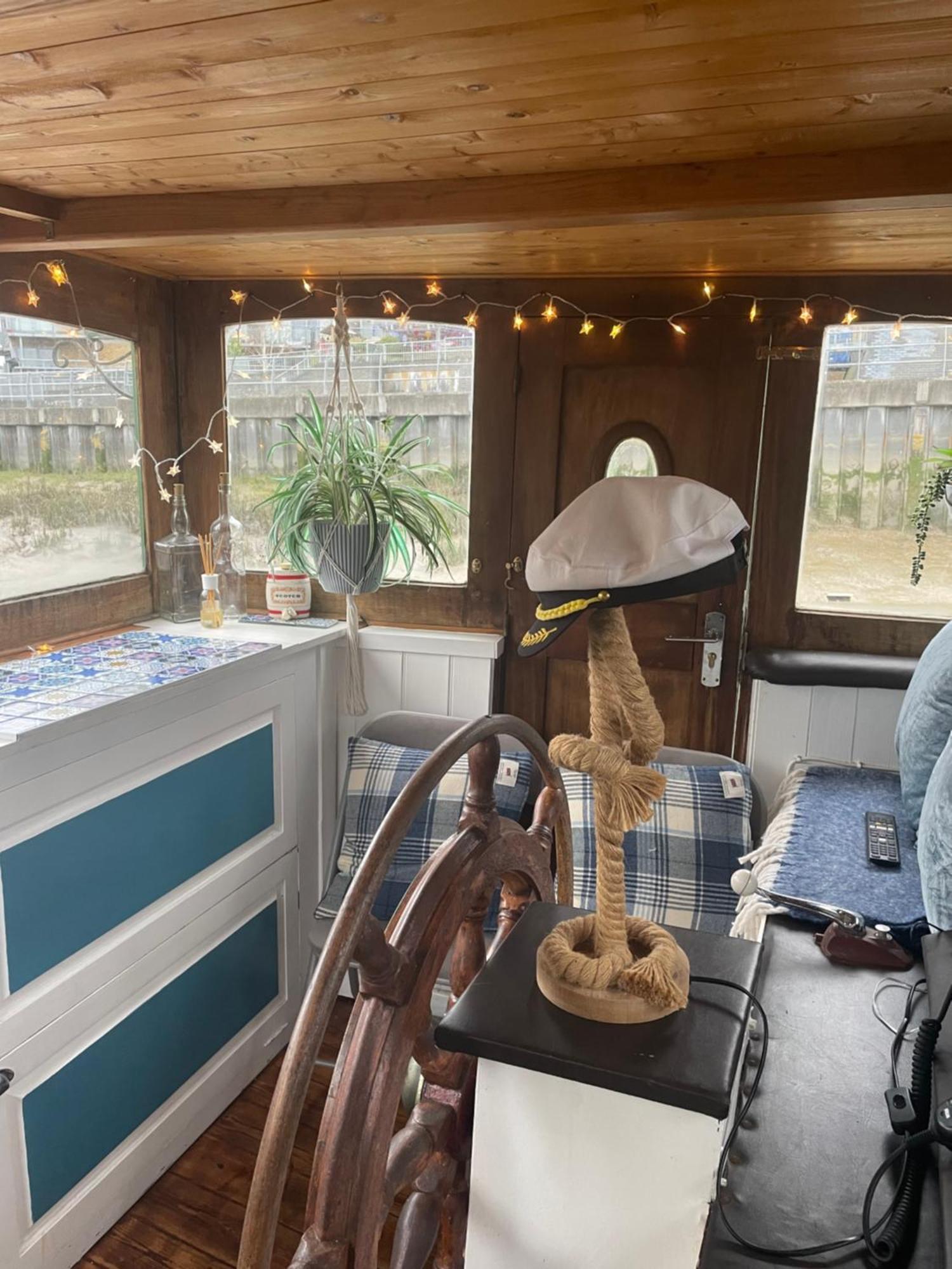Judith Barge Colchester Extérieur photo